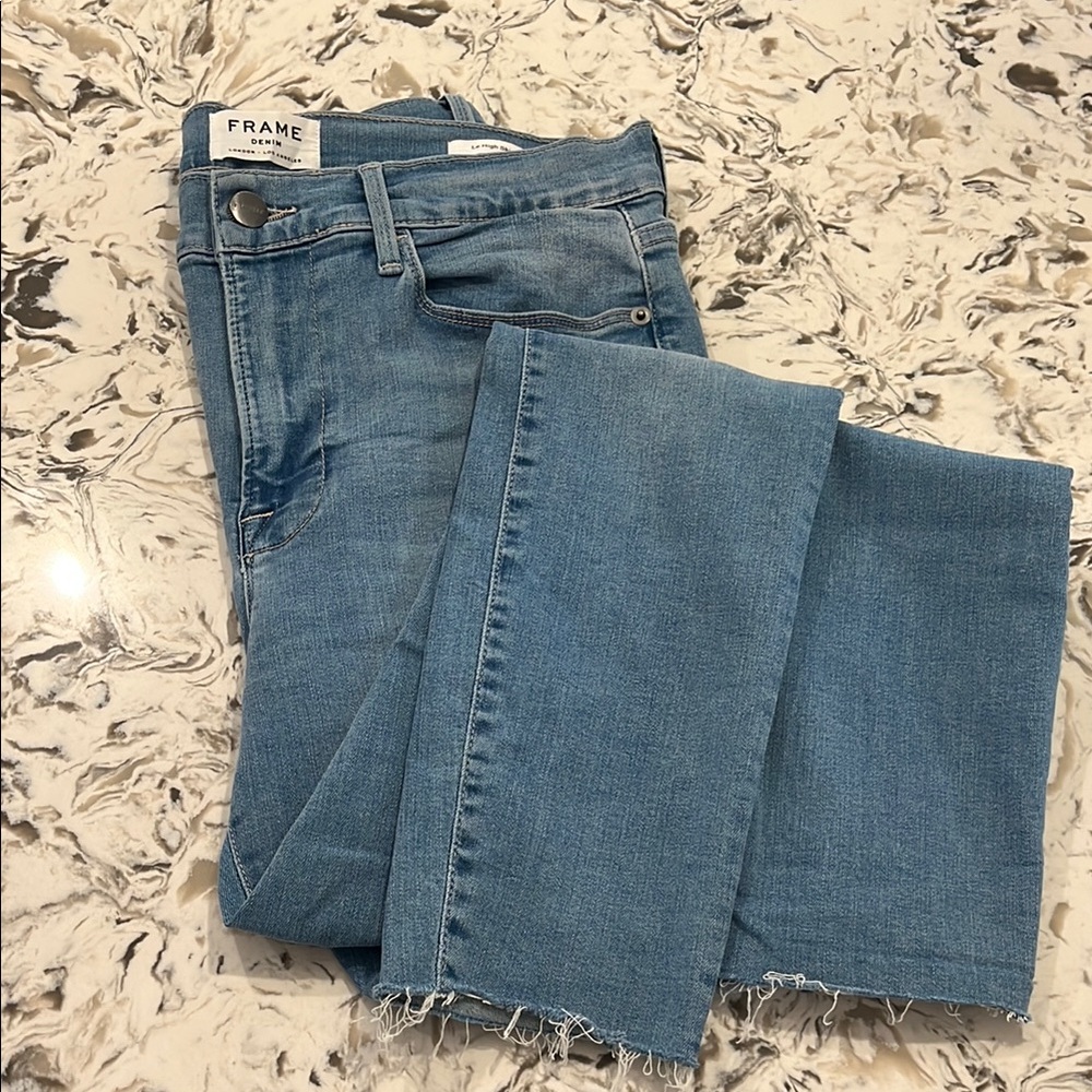 Frame Light Blue Denim Jeans